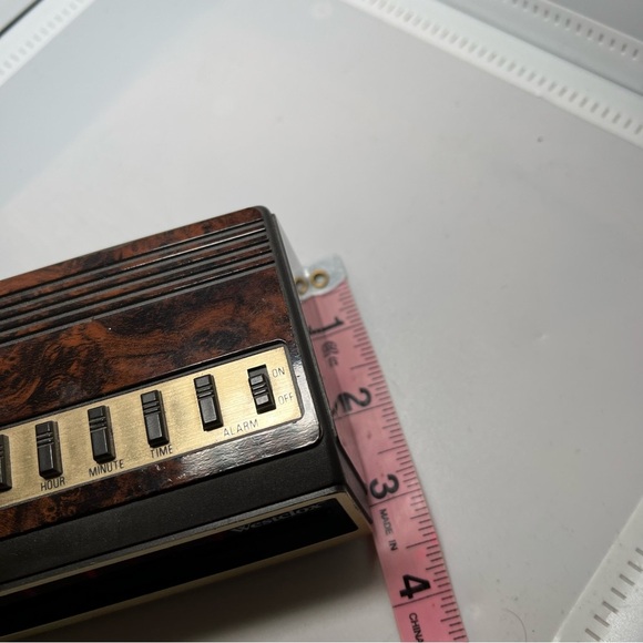 Vintage Westclox Digital Alarm Clock Wood Grain Look Model: 22714 - Picture 4 of 5